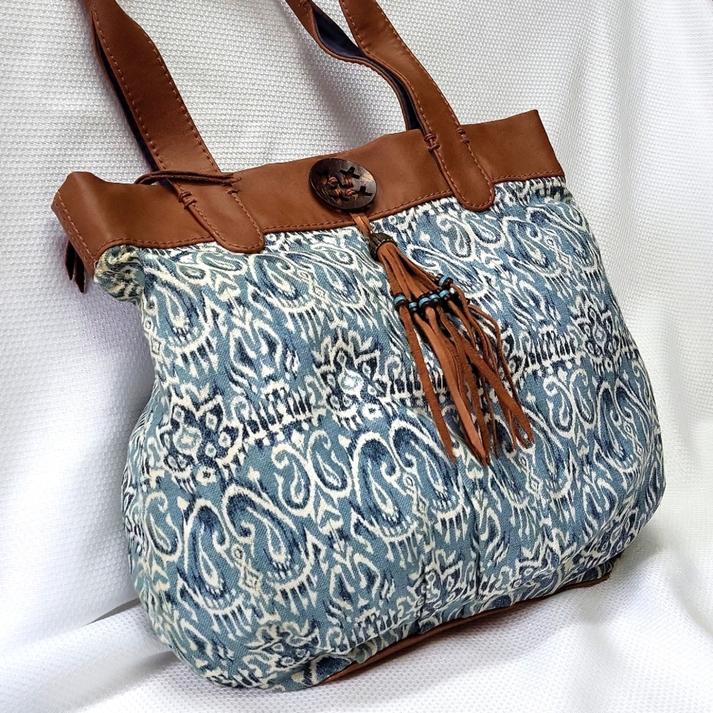 Lucky Brand Cotton/Linen Denim and  White w/Cream Large Tote